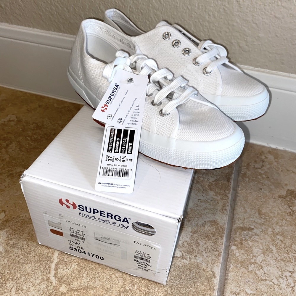 White SUPERGA tennis shoes, Cotu Classic